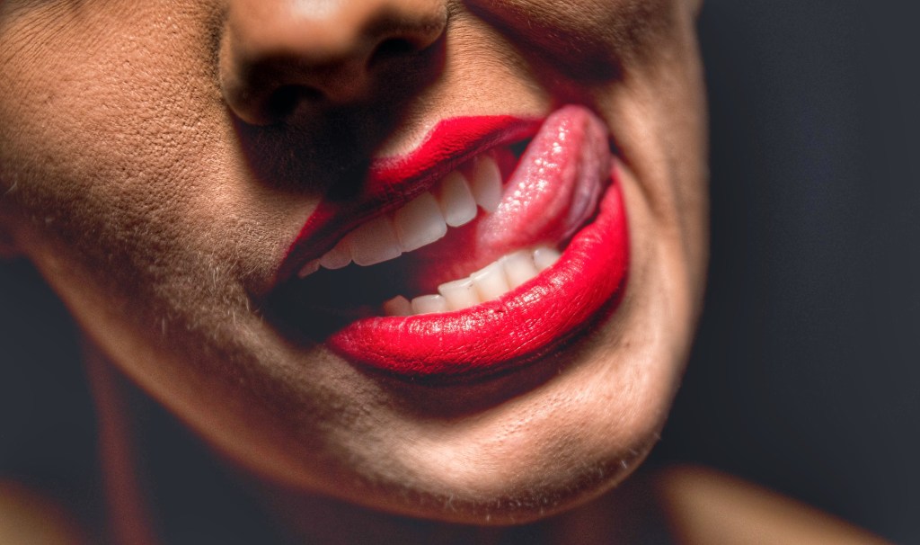 Kaksi tarinaa panemisen ilosta. Kumpi toimii sinulle, vai&nbsp;molemmat?