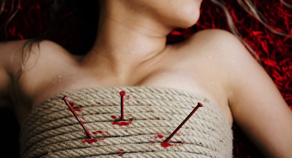 Tunnetta, tunteita ja tekoja. Elämän kokoinen&nbsp;soppa.