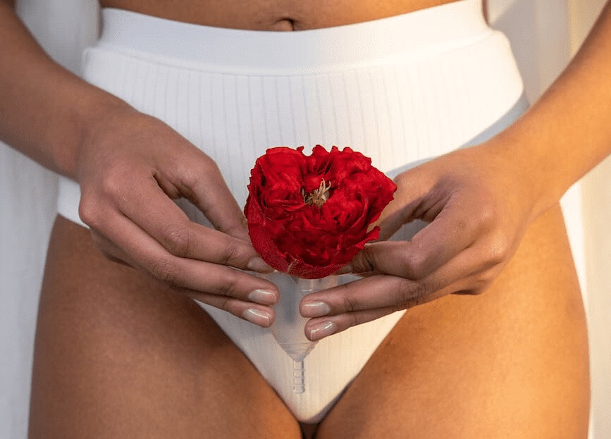 Puhetta munasarjoille.