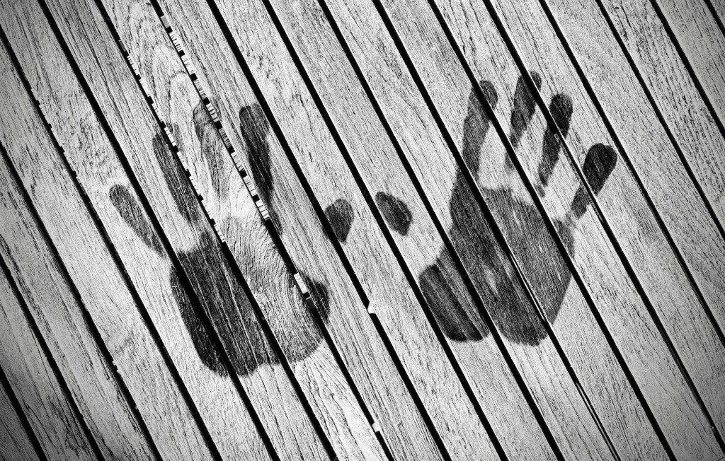 Likaiset kädet, ja niin sottaiset&nbsp;sormet.